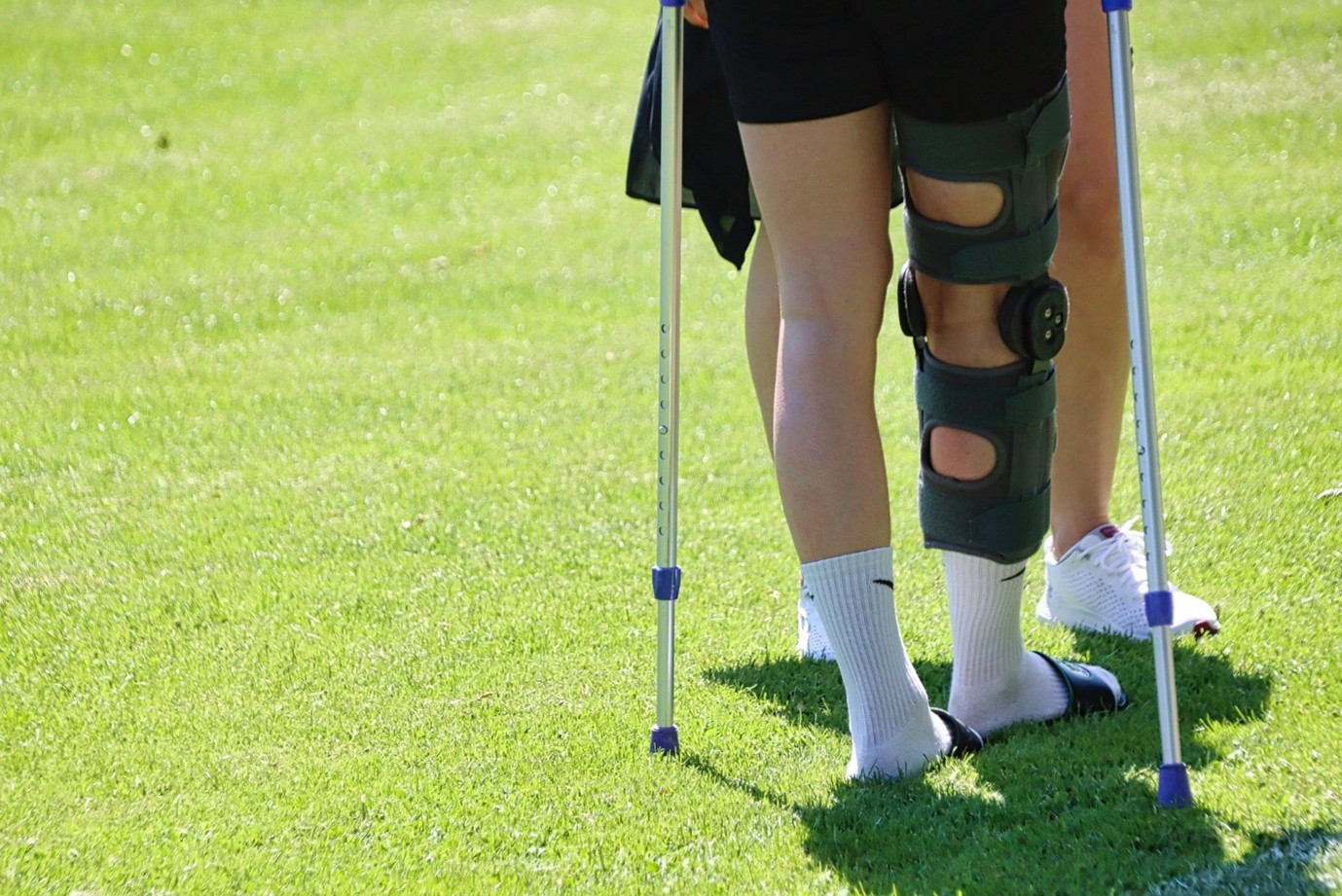 Zdravljenje poškodb kolena - fizioterapija kot prva izbira zdravljenja